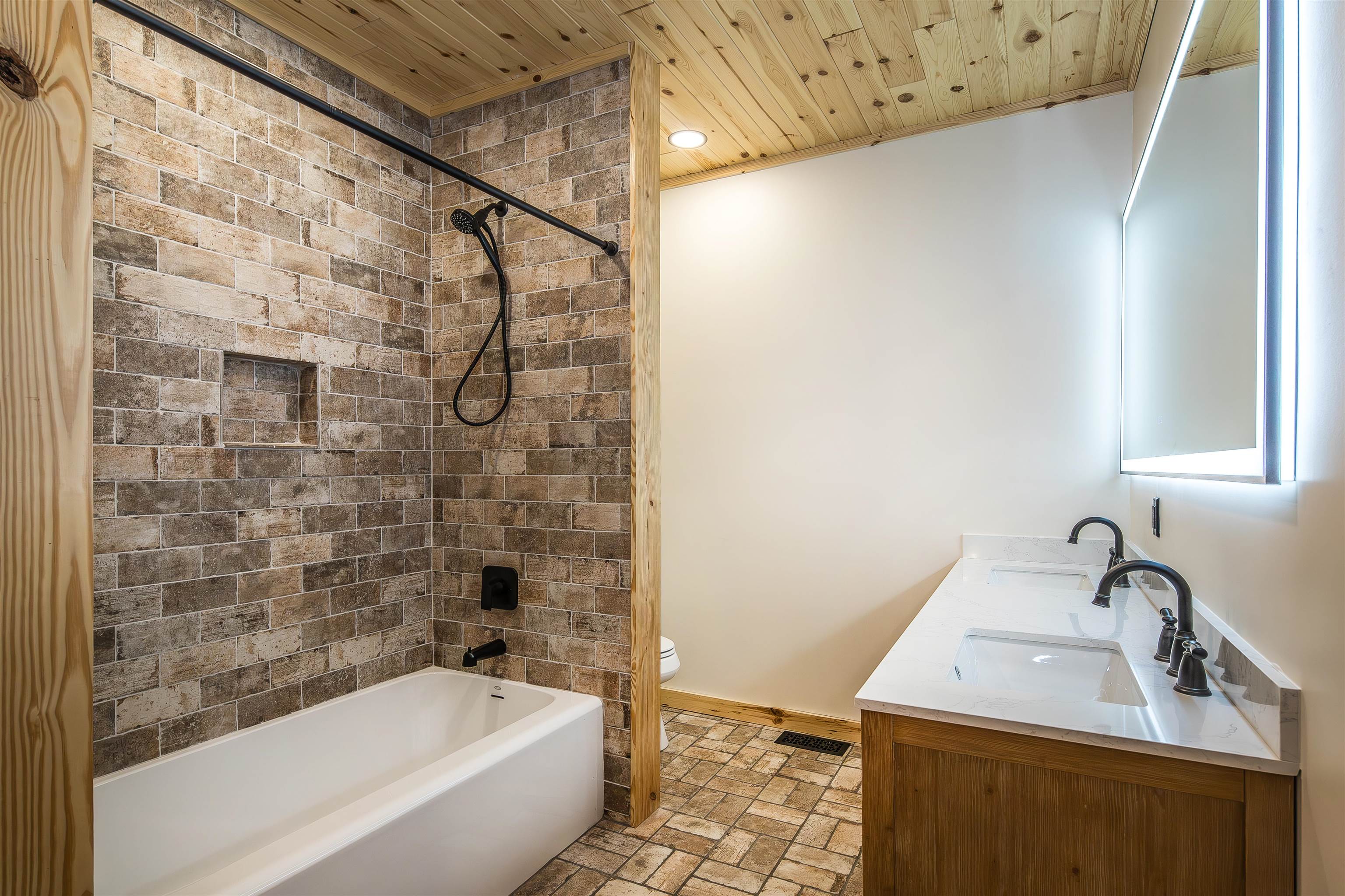 46 Deer Run Killington, VT 05751 - Photo 8 of 50