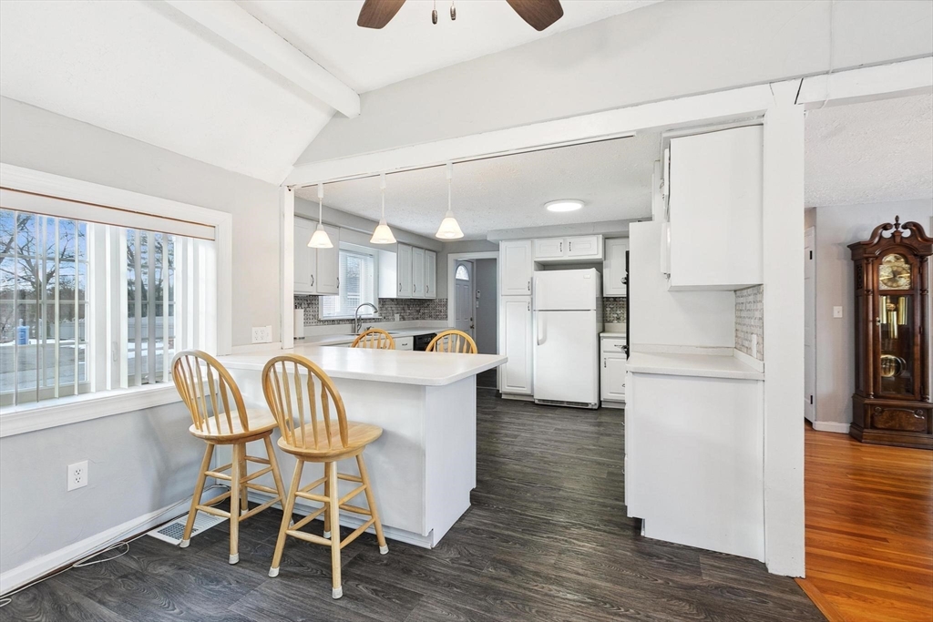 41 Keeling Road Wakefield, MA 01880 - Photo 12 of 31 Gallery Image 12