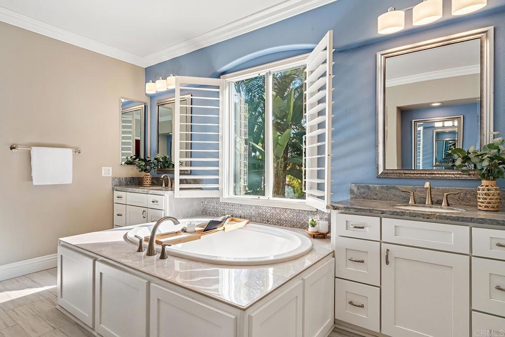 3015 Corte Tilo Carlsbad, CA 92009 - Photo 22 of 55 Primary Bath