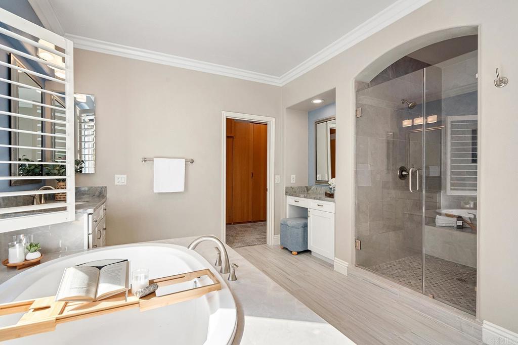 3015 Corte Tilo Carlsbad, CA 92009 - Photo 4 of 55 Primary Bath