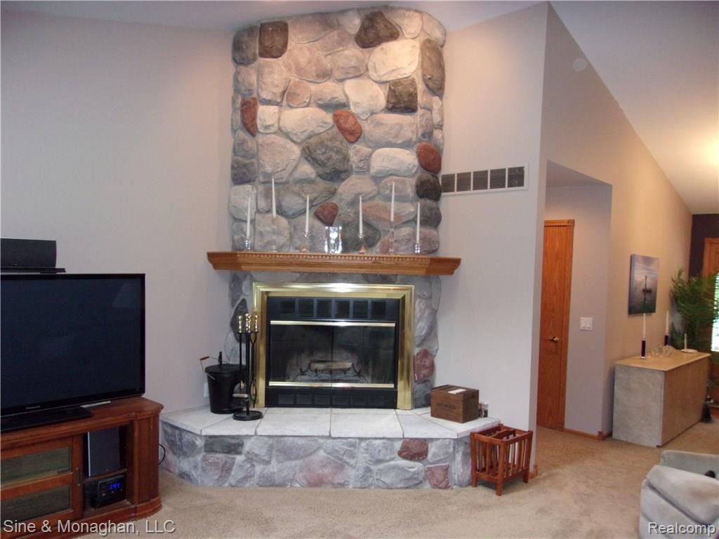9079 Phelps Road Algonac, MI 48001 - Photo 34 of 70 100_0213.JPG