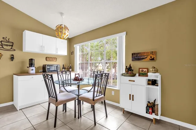 $2,200 | 6147 Sunnyvale Drive, Unit GE, Orlando, FL 32822