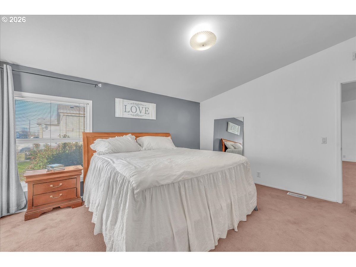 1949 Southeast Palmquist Road, Unit 121 Gresham, OR 97080 - Photo 17 of 31