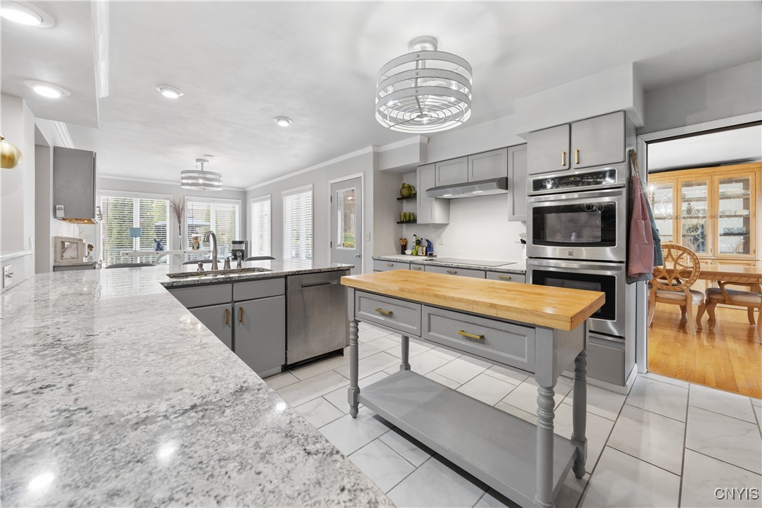 247 Kerryman Circle Lysander, NY 13027 - Photo 12 of 44