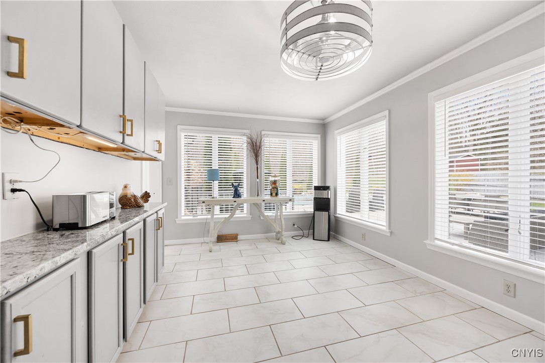 247 Kerryman Circle Lysander, NY 13027 - Photo 15 of 44