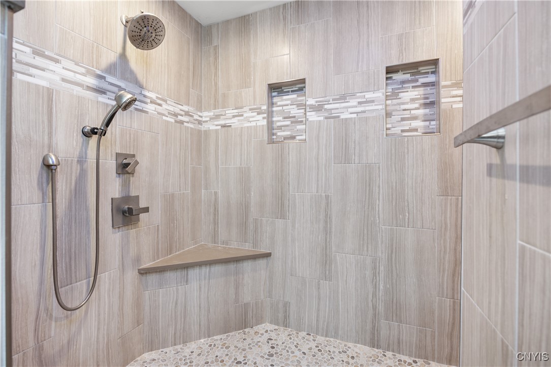 247 Kerryman Circle Lysander, NY 13027 - Photo 25 of 44