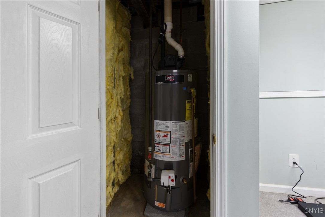 247 Kerryman Circle Lysander, NY 13027 - Photo 36 of 44