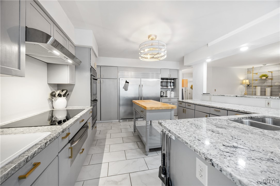 247 Kerryman Circle Lysander, NY 13027 - Photo 10 of 44