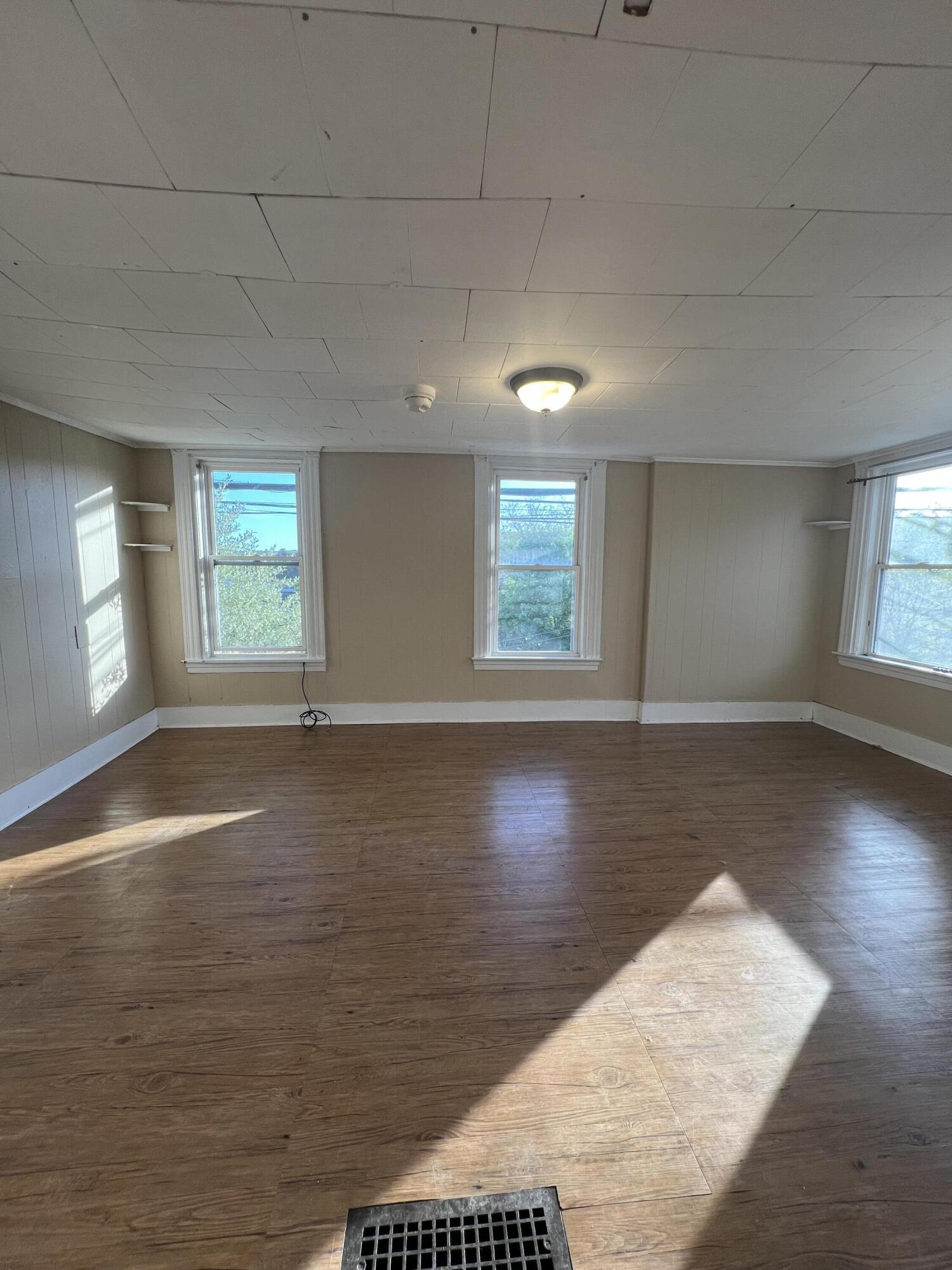 360 Water Street Ellsworth, ME 04605 - Photo 22 of 39 Living room area
