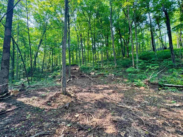 $174,900 | 2 State Road 237, English, IN 47118