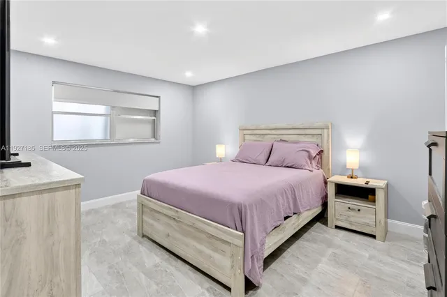 $179,700 | 410 Southeast 2nd Street, Unit 111, Hallandale Beach, FL 33009