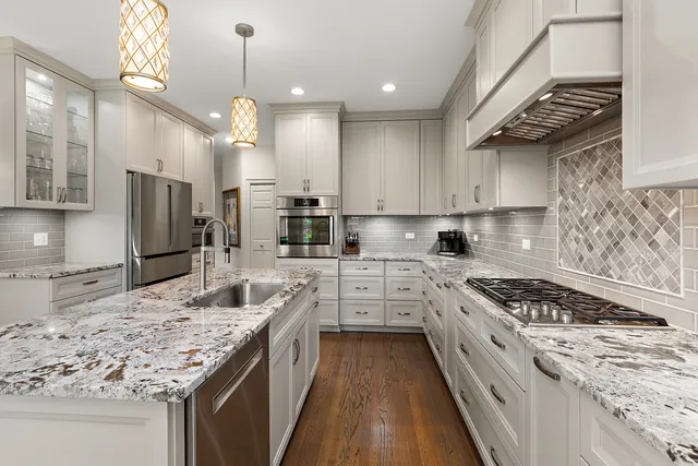 $495,000 | 10635 Canterbury Drive, Mokena, IL 60448