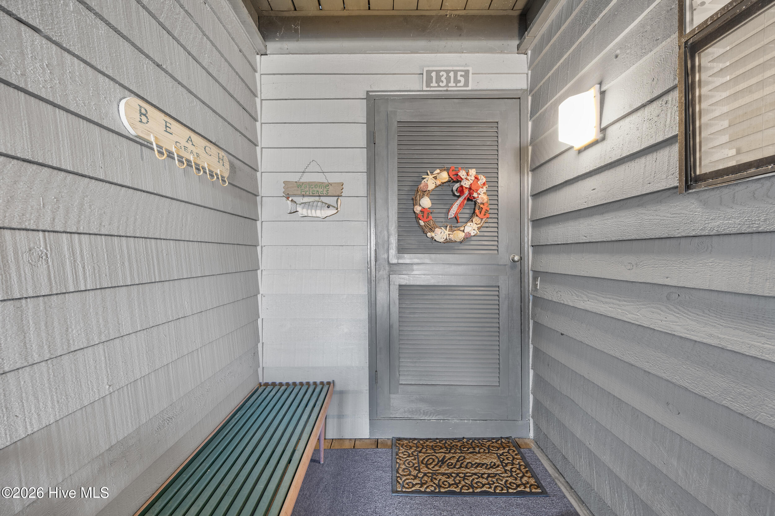 1896 New River Inlet Road, Unit 1315 North Topsail Beach, NC 28460 - Photo 3 of 43 8_entryway