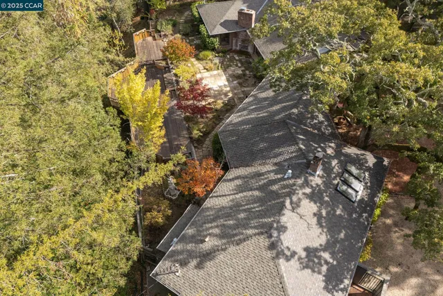 $1,995,000 | 230 Moraga Way, Orinda, CA 94563