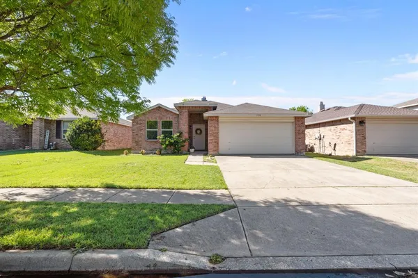 $2,175 | 1708 Sierra Meadow Lane, Fort Worth, TX 76247