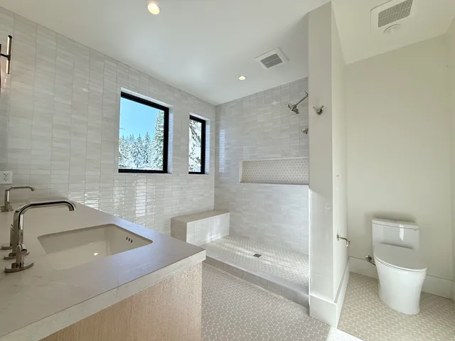 $2,750,000 | 13094 Ski Slope Way, Truckee, CA 96161