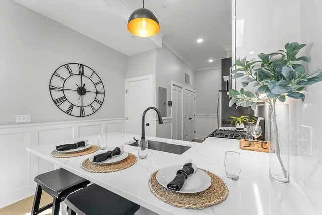 $758,900 | 115 Thurston Street, Unit I, Somerville, MA 02145