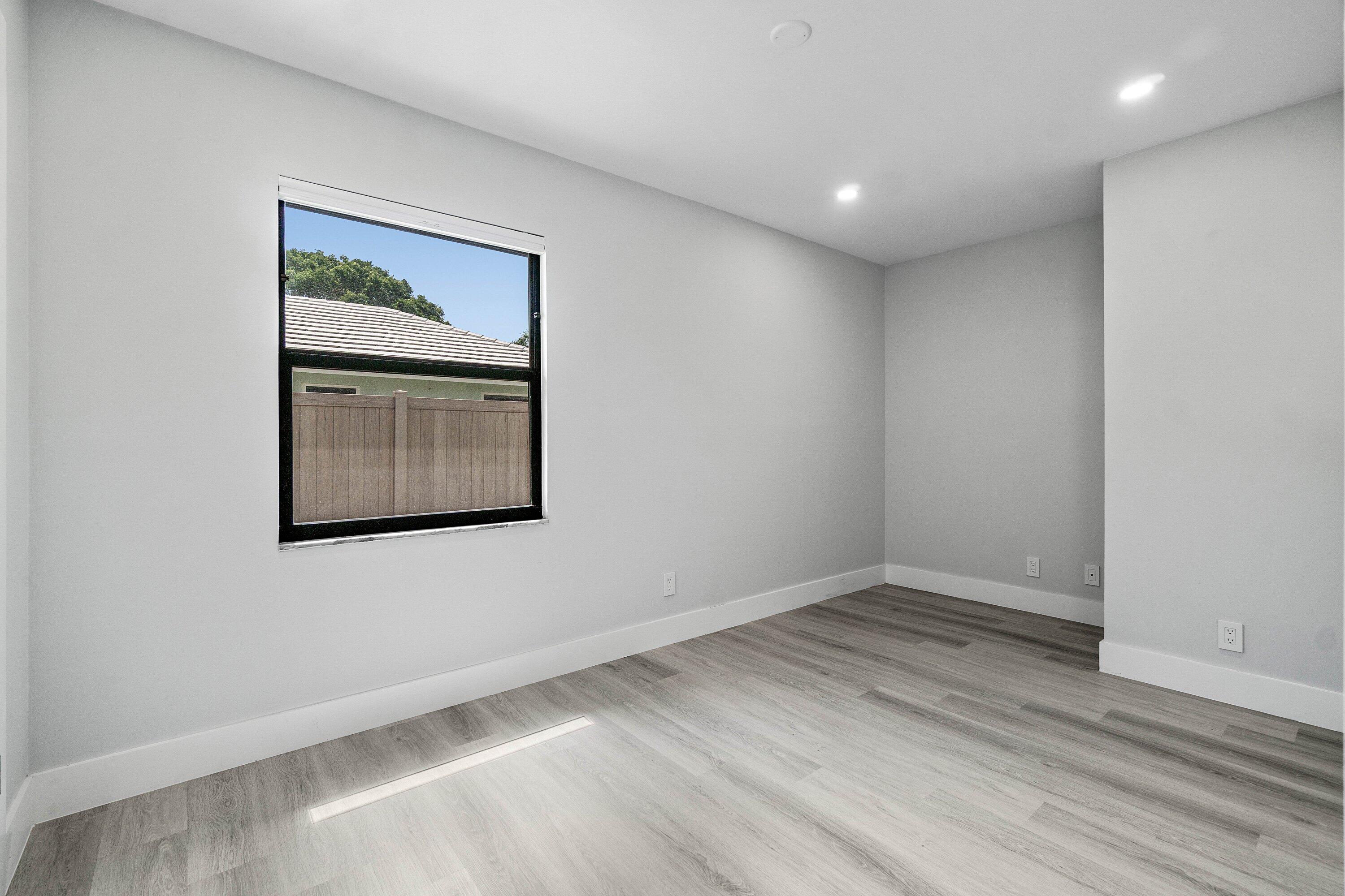 820 Southwest 16th Street Boca Raton, FL 33486 - Photo 32 of 44 036-820Southwest16thStreet-BocaRaton-FL-