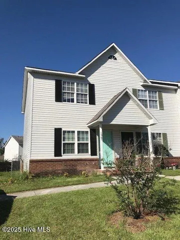 $1,100 | 1967 West Brandymill Lane, Jacksonville, NC 28546