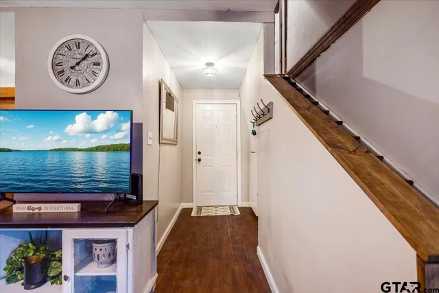 a view of a hallway with elevator