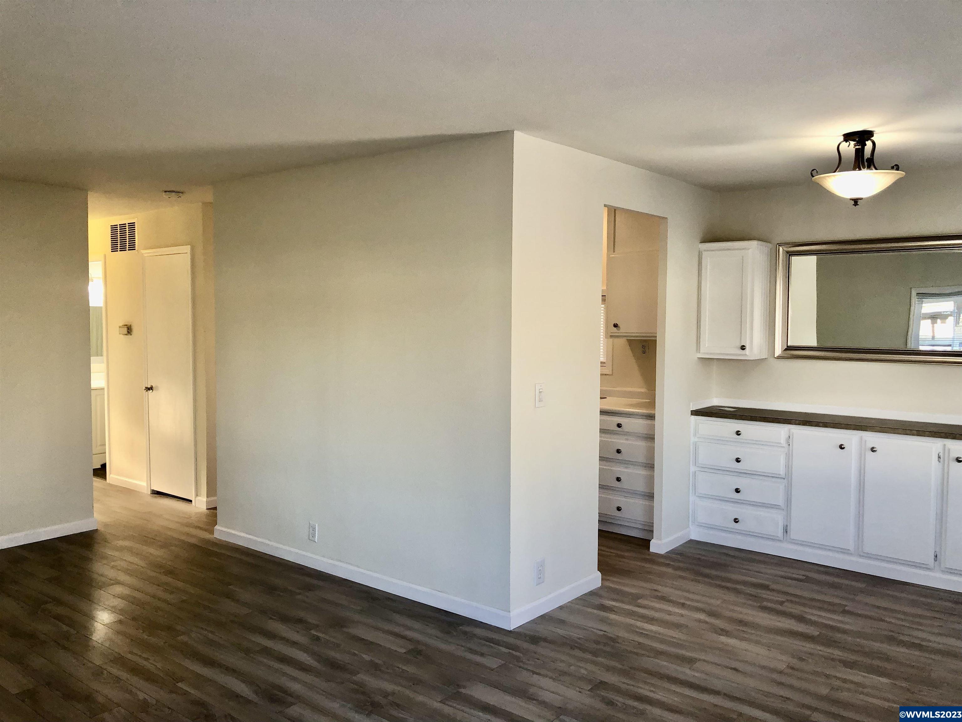 5355 River ( Road, Unit 65 Keizer, OR 97303 - Photo 10 of 19