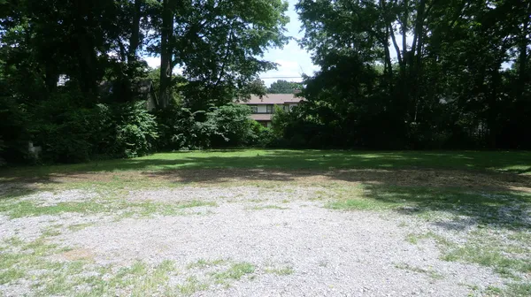 $1,375 | 2702 Woodlawn Drive, Unit B, Nashville, TN 37212