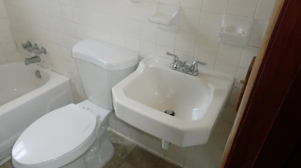 $1,375 | 2702 Woodlawn Drive, Unit B, Nashville, TN 37212
