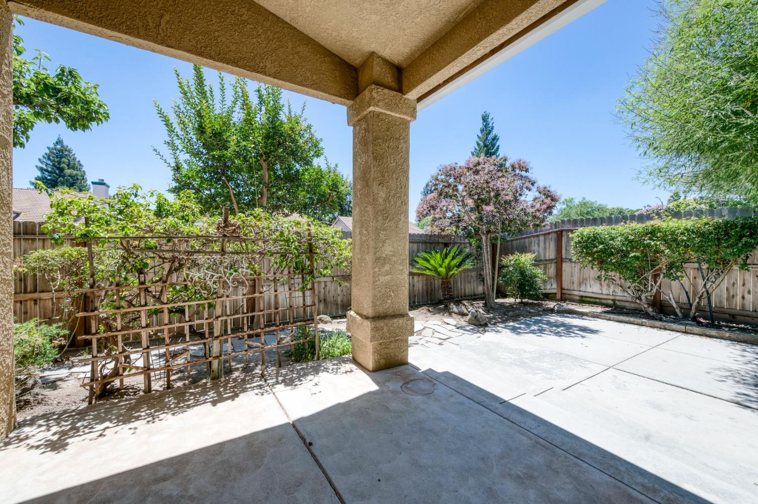 794 Applegate Avenue Clovis, CA 93611 - Photo 19 of 28