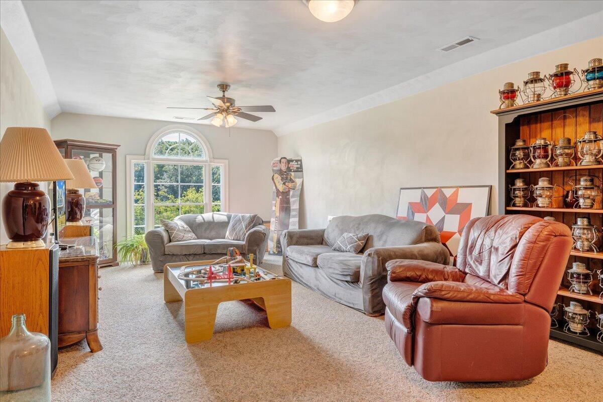 544 Pico Road Buchanan, VA 24066 - Photo 85 of 164 078-MIB05747