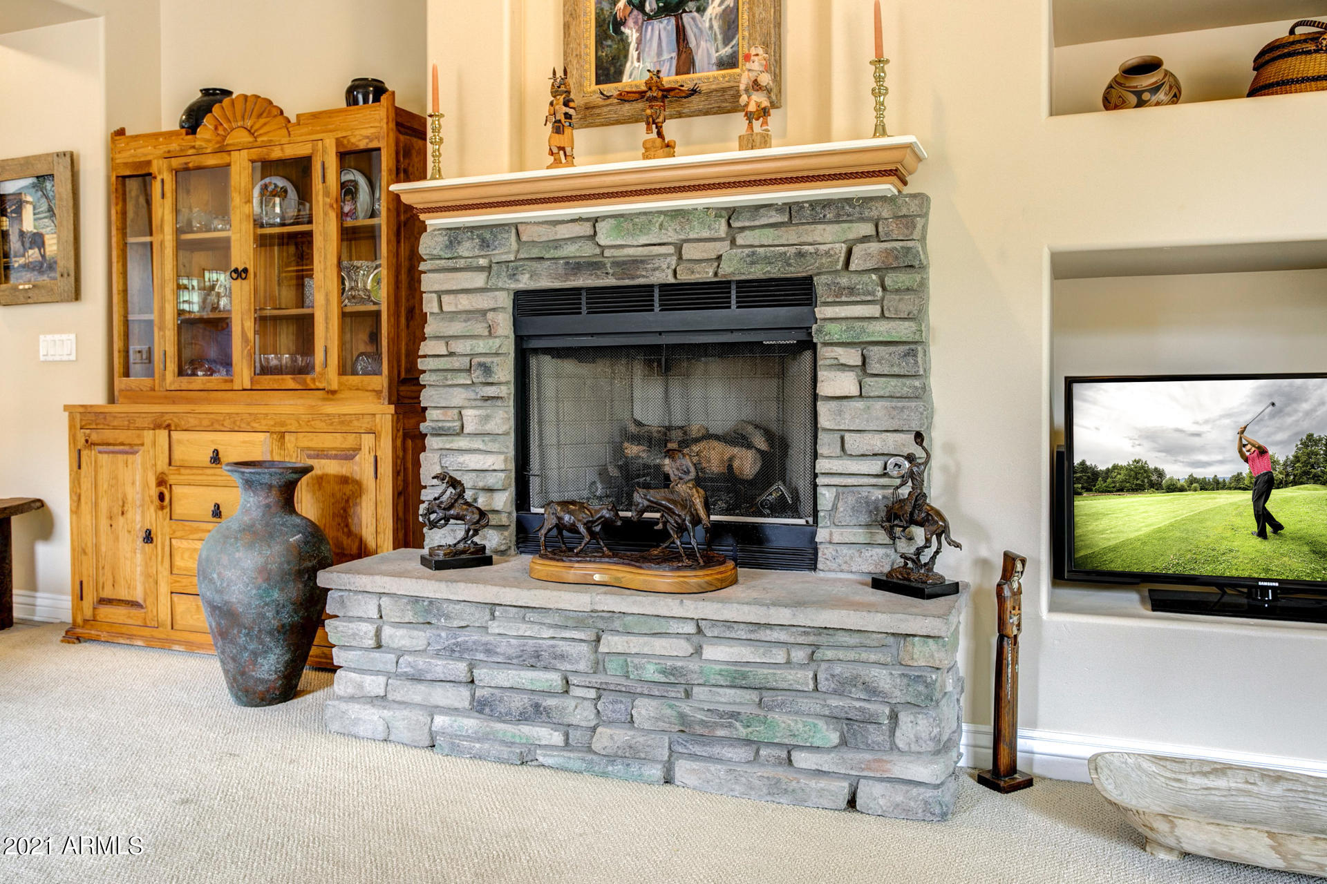 608 North Eagle Ridge Road Payson, AZ 85541 - Photo 4 of 31 Living Room (3)