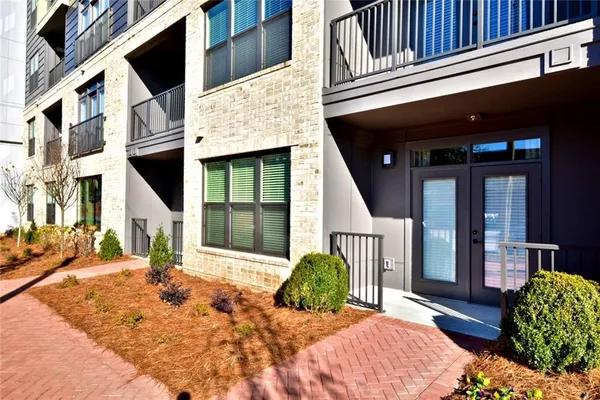 $1,825 | 465 Memorial Drive Southeast, Unit 340, Atlanta, GA 30312