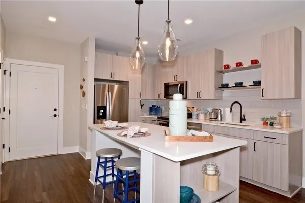 $1,825 | 465 Memorial Drive Southeast, Unit 340, Atlanta, GA 30312