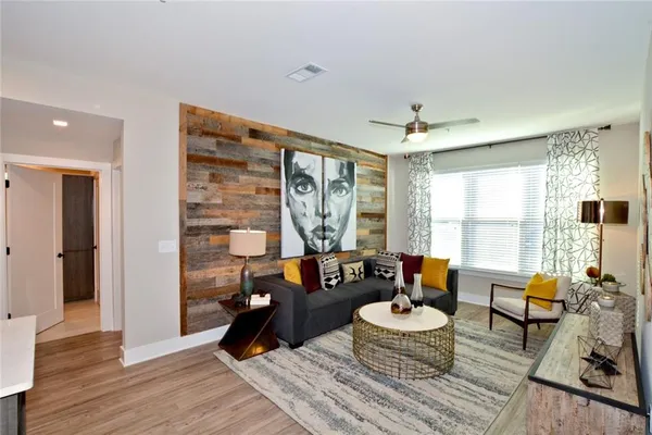 $1,825 | 465 Memorial Drive Southeast, Unit 340, Atlanta, GA 30312