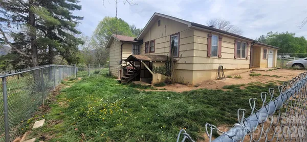 $235,000 | 60 Mingus Street, Canton, NC 28716