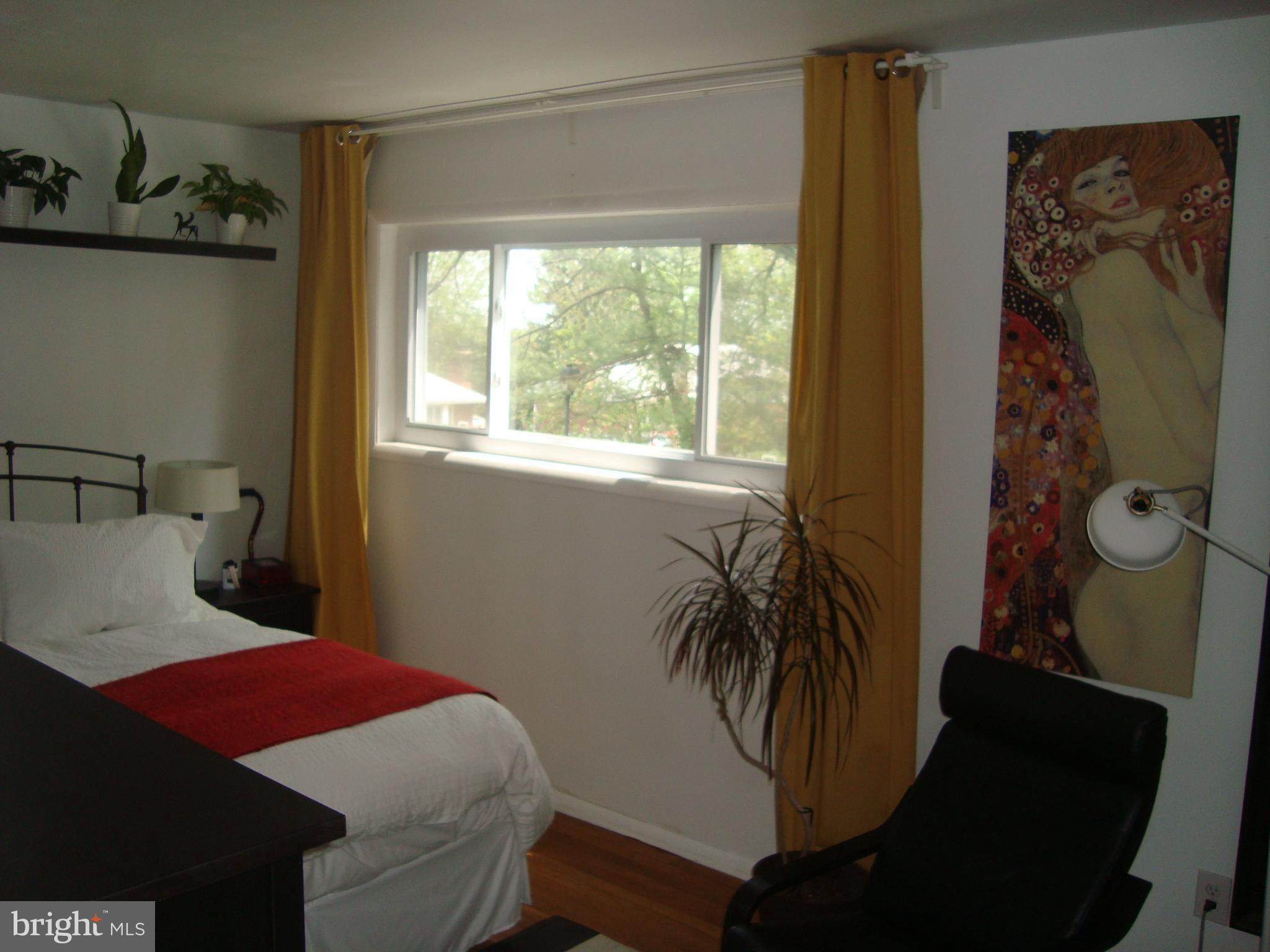 521 Epsom Road, Unit 1B Towson, MD 21286 - Photo 22 of 31 Bedroom #1