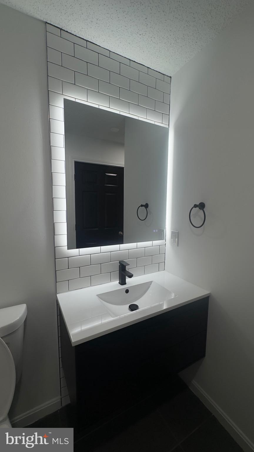 20991 Timber Ridge Terrace, Unit 101 Ashburn, VA 20147 - Photo 16 of 22