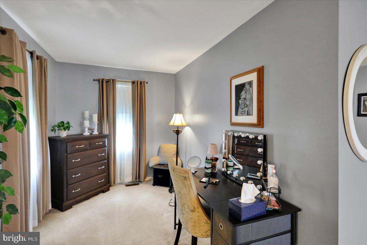 4580 Hillside Road Reading, PA 19606 - Photo 24 of 42 Gallery Image 24