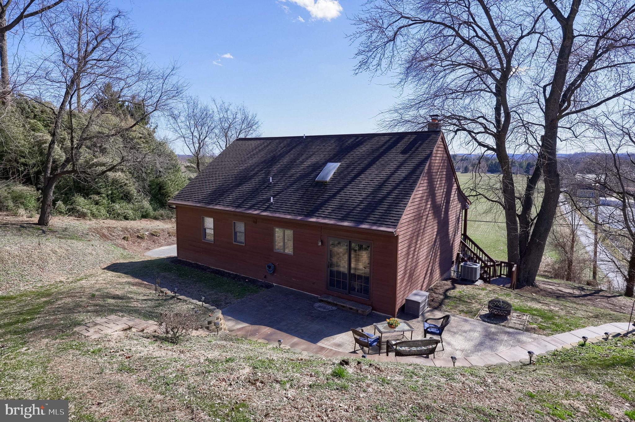 1521 West Penn Grant Road Lancaster, PA 17603 - Photo 48 of 67 a view of a house with wooden fence