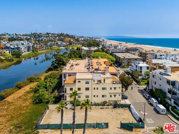 $2,495,000 | 6202 Pacific Avenue, Playa del Rey, CA 90293