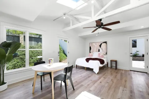 $3,650,000 | 308-10 Glenmont Drive, Solana Beach, CA 92075