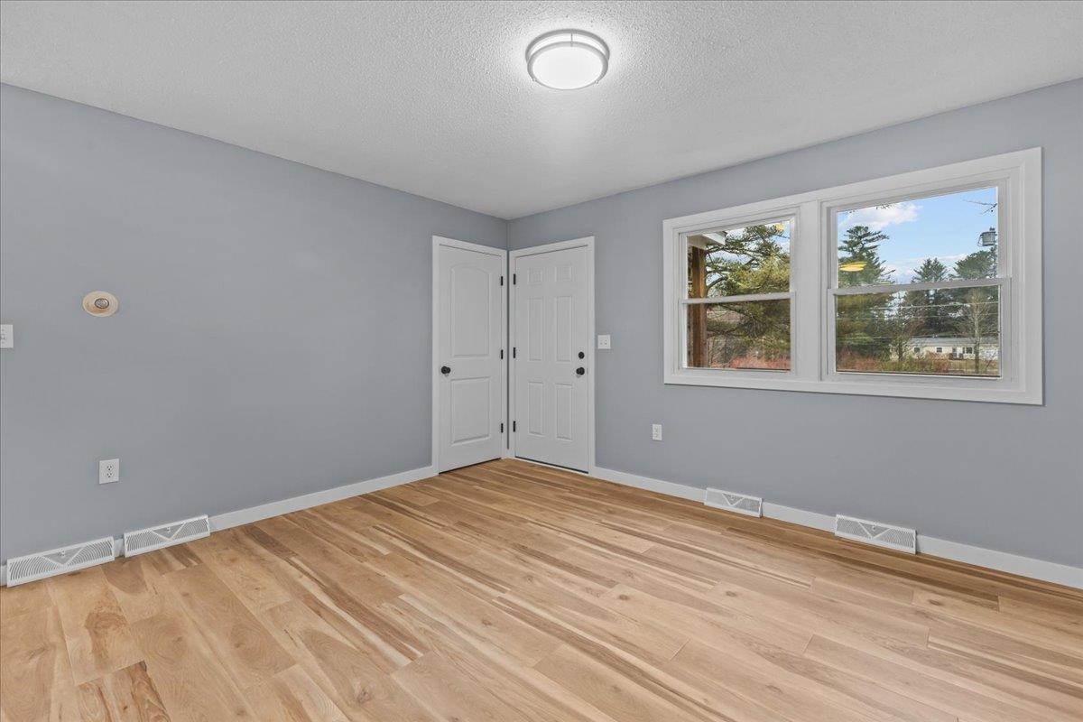 38 Hobbs Road Milton, VT 05468 - Photo 12 of 33