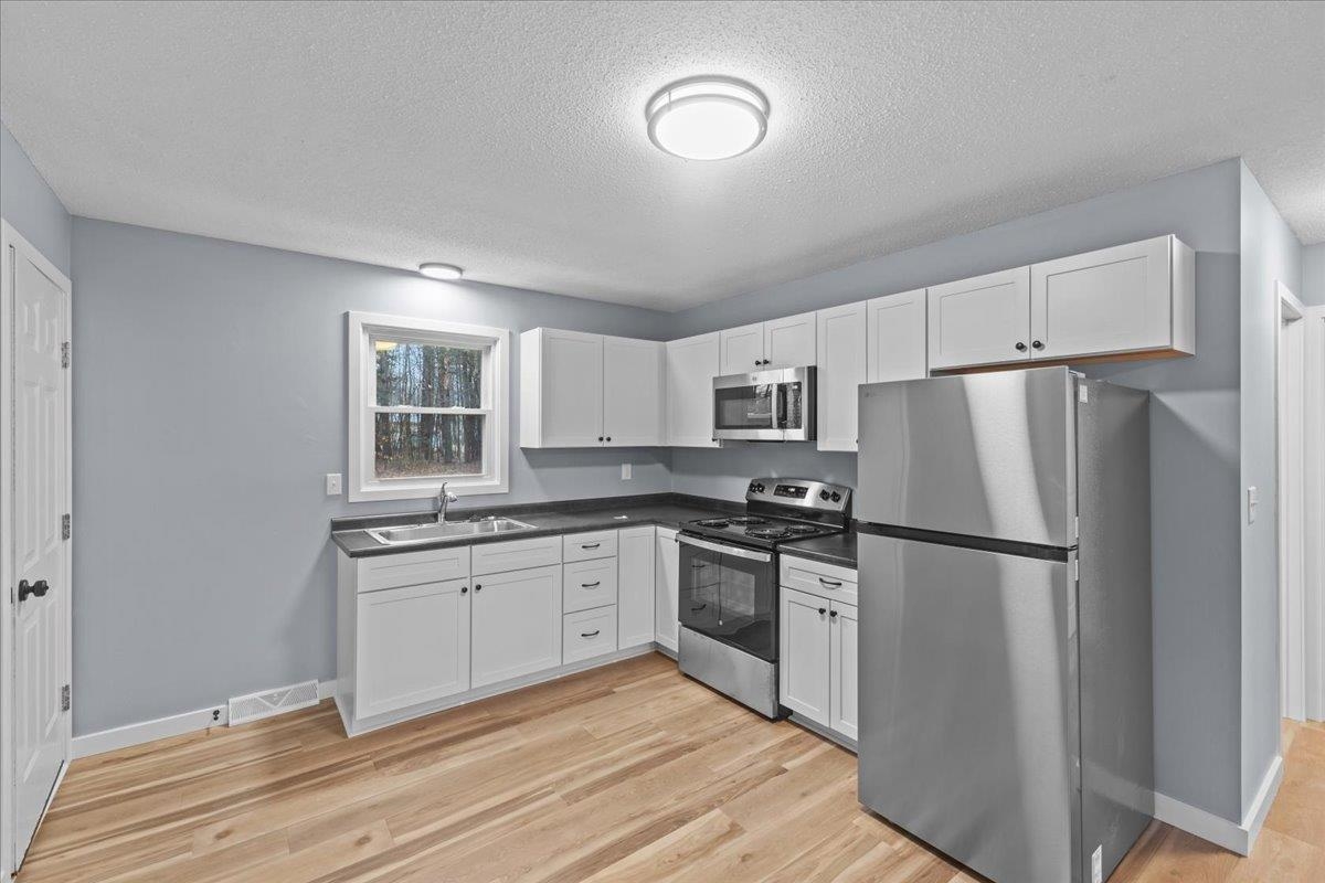 38 Hobbs Road Milton, VT 05468 - Photo 17 of 33