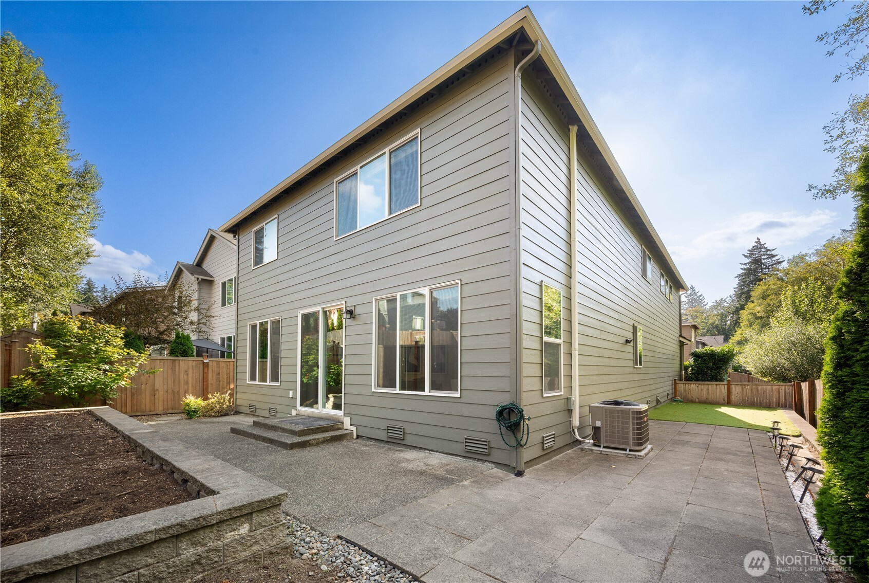 20340 85th Place Northeast Bothell, WA 98011 - Photo 30 of 32 Gallery Image 30