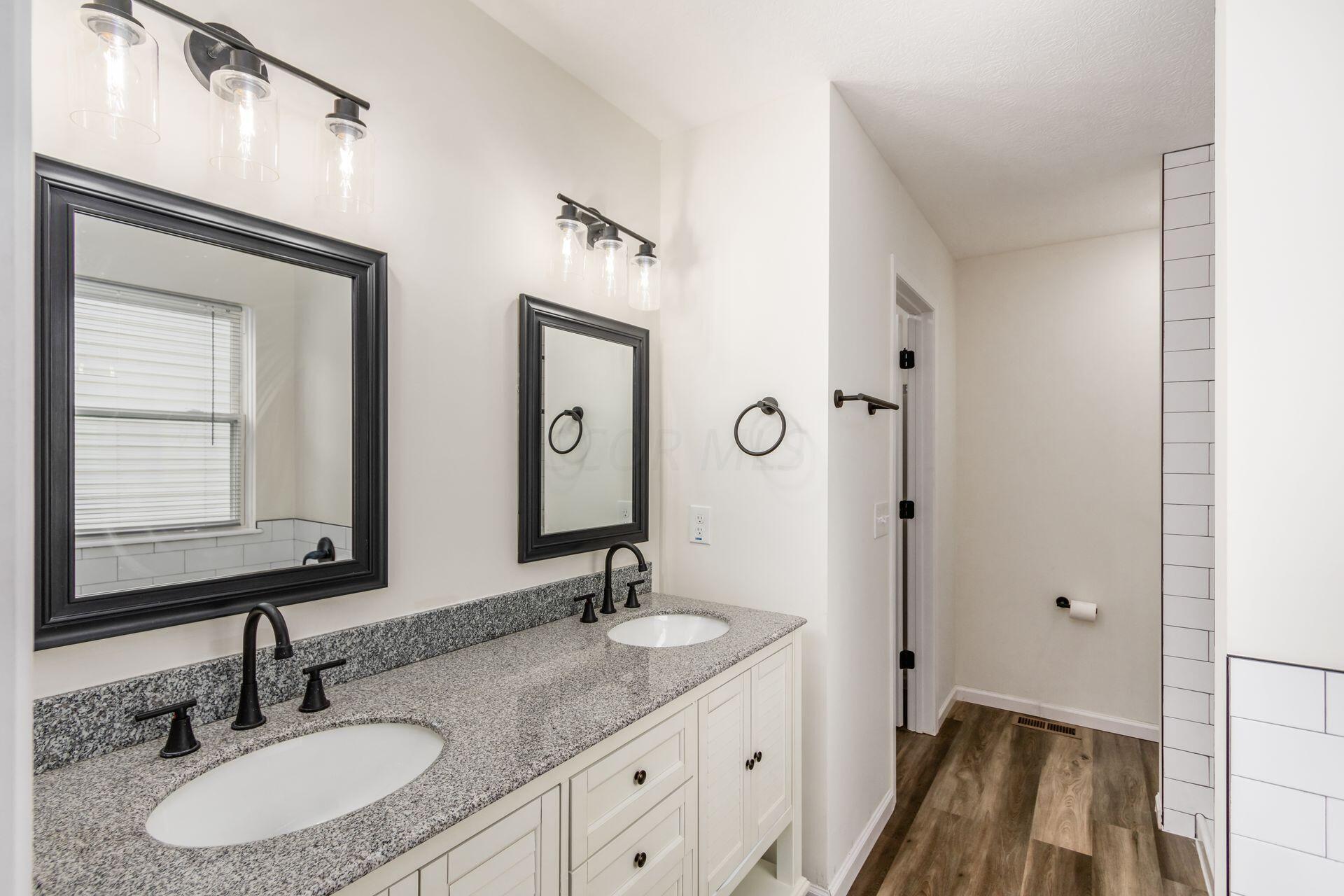 6039 Myrick Road Dublin, OH 43016 - Photo 24 of 46 Primary bathroom.