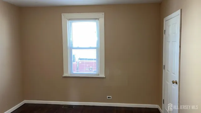 $2,500 | 60 Heald Street, Unit F 1, Carteret, NJ 07008