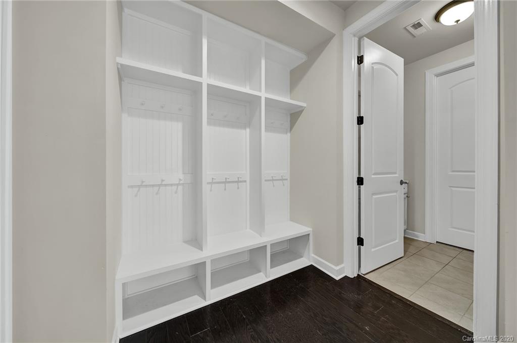 1529 Liberty Row Drive Tega Cay, SC 29708 - Photo 12 of 32 Gallery Image 12