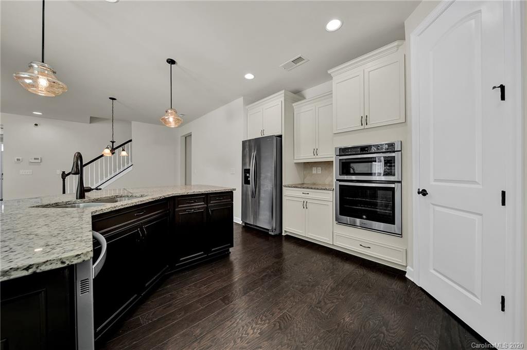 1529 Liberty Row Drive Tega Cay, SC 29708 - Photo 7 of 32 Gallery Image 7