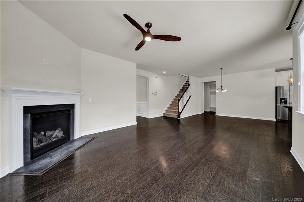 1529 Liberty Row Drive Tega Cay, SC 29708 - Photo 10 of 32 Gallery Image 10