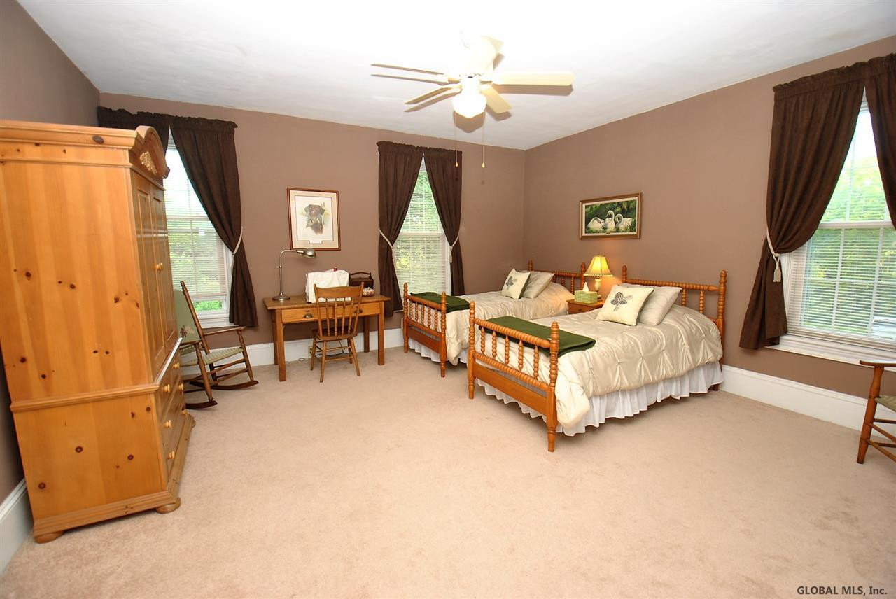 2154 Rosendale Road Niskayuna, NY 12309 - Photo 42 of 51 Photo 42
