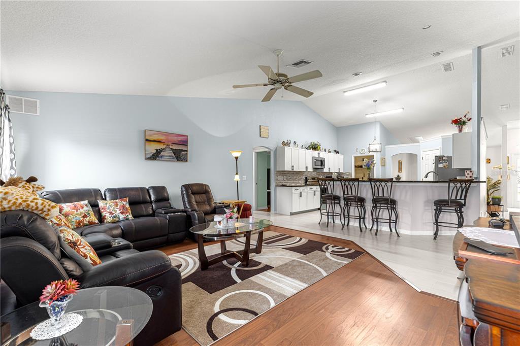 6470 Southwest 51st Terrace Ocala, FL 34474 - Photo 22 of 59